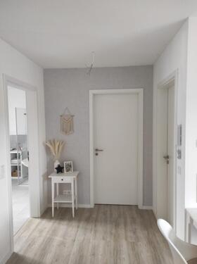 Foto - Neuwertige EG Wohnung, barrierefrei separater Eingang, Petersberg