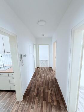 Foto - Attraktive 3-Zimmer Wohnung - 600,00&nbsp;EUR Kaltmiete, ca.&nbsp; 60,00&nbsp;m&sup2;