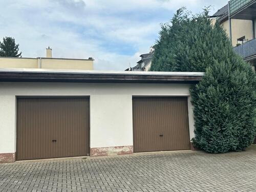 Foto - Garage mit 2 Doppelsteckdosen und Licht zur Anmietung!!!