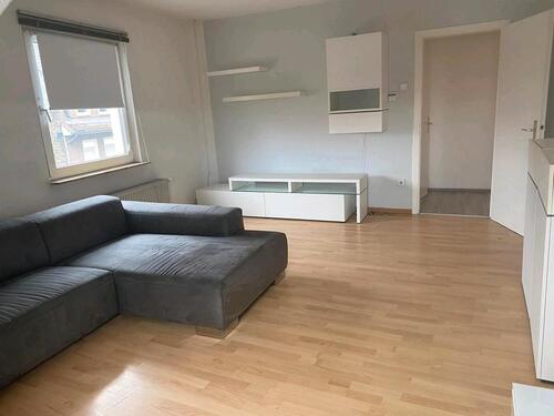 Foto - Charmante 2-Zimmer-Wohnung in zentraler Lage mit Einbauküche