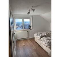 Attraktive 3-Zimmer-Wohnung in Ortsrandlage in Heiningen