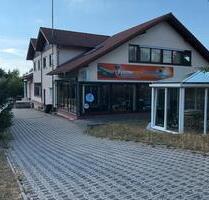 Werkstatt, Lager und Ausstellungsräume im Gewerbegebiet Friedberg - Suhl Aue 1
