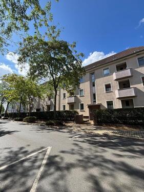 Foto - Großzügige 5-Raum-Wohnung mit Balkon & neuer Einbauküche in Halberstadt