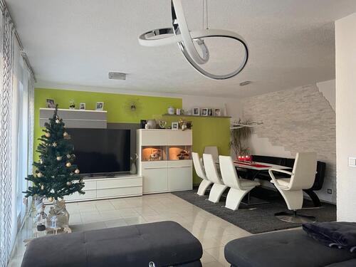 Foto - Traumhaftes Reihenendhaus Eningen