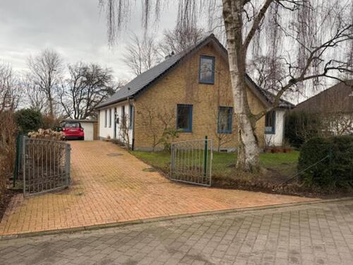 Foto - Einfamilienhaus mit Ausbaupotenzial