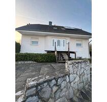 Einfamilienhaus mit Garten, Terrasse, Solaranlage in Hildesheim