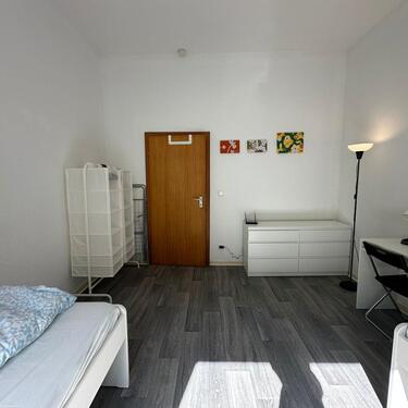 Foto - 10 Zimmer andere zur Miete in Krefeld