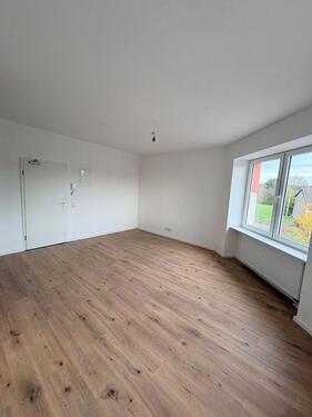 Foto - Frisch sanierte 2 ZKB-Wohnung - 500,00 EUR Kaltmiete,