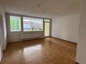 Foto - Helle 3-Zimmer-Wohnung mit Balkon und Garage in Empelde