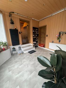 Foto - 8 Zimmer Bauernhaus, Landhaus zum Kaufen in Menteroda