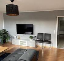 Renovierte 3 Zimmer Wohnung mit Balkon in Augsburg Wolframsvierte - Kissing