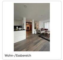 Luxuriöse 4,5 Zimmerwohnung - 2.250,00&nbsp;EUR Kaltmiete, ca.&nbsp; 155,00&nbsp;m&sup2; in Markdorf (PLZ: 88677)