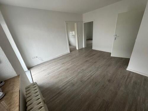 Foto - Frisch renovierte 2,5 Zimmerwohnung mit Balkon