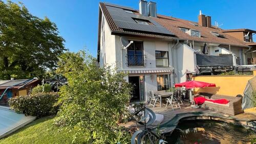 Foto - 7 Zimmer Reihenhaus zum Kaufen in Freiburg im Breisgau