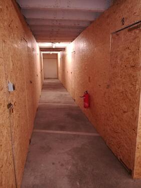Foto - Self-Storage, Abstellraum, Kellerraum, Lager, Keller, Worms City