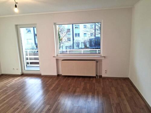 Foto - (WBS erforderlich!) Top 3 Zi.-Whg. im 1. OG, Loggia, Lüdenscheid!