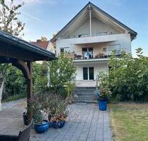 möblierte EG 140 m² Wohnung mit 400 m² Garten in Gütersloh