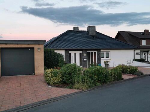 Foto - 10 Zimmer Mehrfamilienhaus, Wohnhaus zum Kaufen in Baunatal