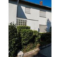 1 Fam. Reihenhaus Eschberg - 320.000,00&nbsp;EUR Kaufpreis, ca.&nbsp; 120,00&nbsp;m&sup2; in Saarbrücken (PLZ: 66121) Eschberg