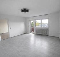 2- bis 3-Zimmer-Wohnung im Gewerbegebiet – ruhig, hell, groß - Schwalmstadt