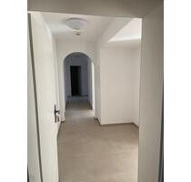 Helle 4 Zimmer Wohnung Stadtzentrum Hassfurt NEU RENOVIERT - Haßfurt