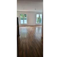 Top1 Zimmer-Wohnung inkl. Küchenzeile und Tiefgaragenstellplatz - Trossingen