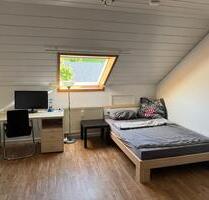 Wohnung, 1 Zimmer, Dg - 600,00 EUR Kaltmiete, in Fellbach (PLZ: 70734)