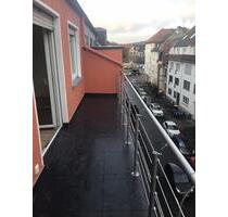 Alt-Saarbrücken - 2 Zimmerwohnung mit großem Balkon