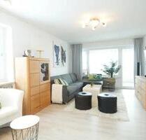 Voll möblierte 3-Zimmer-Wohnung mit Balkon und Tiefgarage in Münc - München Moosach