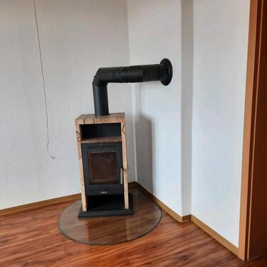 Foto - Hochwertig renovierte 4-Raum-Wohnung mit Kamin, Balkon