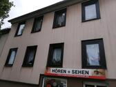 Foto - 2 Familien Haus mit Ladengeschäft und kleinen Garten