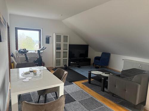 Foto - Großzügige 2 Zimmer-DG-Wohnung - 880,00&nbsp;EUR Kaltmiete, ca.&nbsp; 75,00&nbsp;m&sup2;