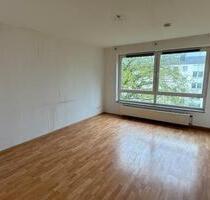 AC- Kronenberg, WG geeignete 2 Zi.-Wohnung mit Balkon und EBK - Aachen Aachen-Mitte