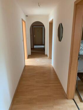 Foto - Helle große 3 ZKB in Gewerbegebiet
