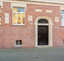 Sanierte, zentral gelegene Wohnung mit eigener Terrasse - Halle (Saale) Damaschkestraße