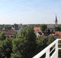 Sonniges möbliertes 1-Zimmer Studio mit Blick über HG Gonzenheim - Bad Homburg vor der Höhe