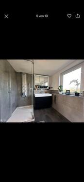 Foto - Wunderschöne Dachgeschosswohnung mit Kamin und Dachterrasse zu ve