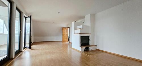 Foto - Eine Idyllische 3,5-Zi-Wohnung mit großer Loggia und Grünblick