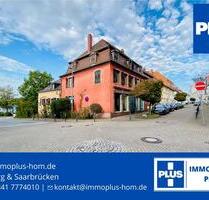 HOMBURG-ALTSTADT; CHARMANTE 2 ZKB WOHNUNG