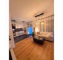 Schöne 2-Zimmer Wohnung mit Loggia, Keller und Stellplatz - Offenburg