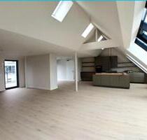 Dachgeschoss mit 2 großzügigen Terrassen im Reuterkiez - Berlin Neukölln