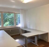 Hellen, ruhigen Büroraum mit Blick ins Grüne - München Giesing