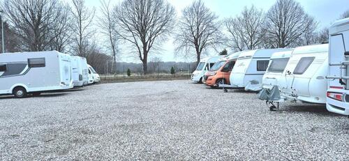 Foto - Stellplatz für Wohnmobil oder Wohnwagen