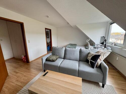 Foto - 1 Zimmer Dachgeschoßwohnung in Köln