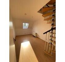 Großzügige 94 m² Dachgeschosswohnung in Bad Abbach-Peising