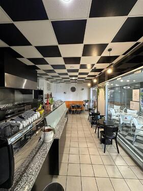 Foto - Bistrofläche in den 'Post-Arkaden' in Singen-City!