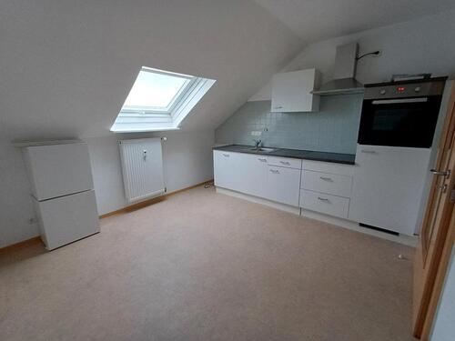 Foto - Große Dachgeschosswohnung 85qm mit neuer Küche in Bronnzell