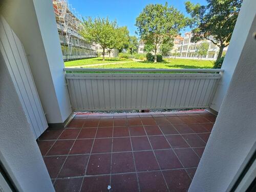 Foto - 1 Zimmer, Balkon, Küche mit EBK, Bad, Stellplatz in Weimar Süd