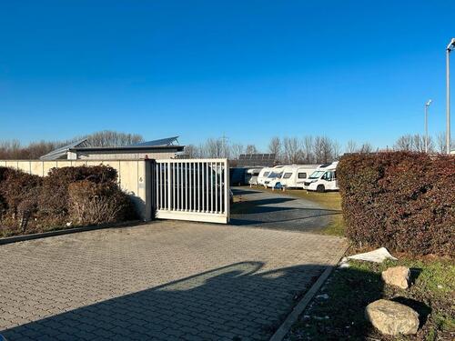 Foto - Aussenstellplätze für Wohnwagen, Mobile und andere Fahrzeuge