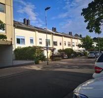 Reihenmittelhaus - 770.000,00 EUR Kaufpreis, in Neu-Isenburg (PLZ: 63263)